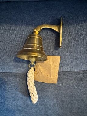 Dinner bell Jilly Box